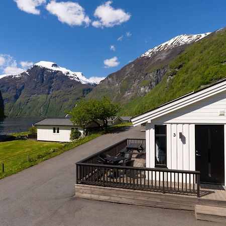 Geirangerfjorden Feriesenter Hotel Exterior photo